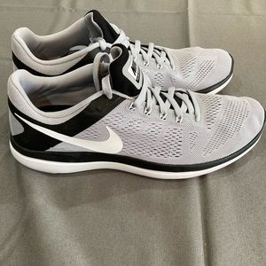 Nike Flex 2016 RN